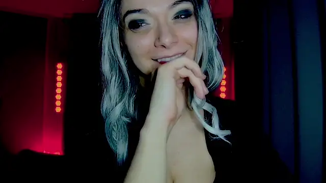 mistress-ivy-dark Chat XXX in diretta