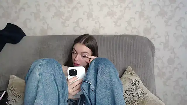 دردشة CandyGyrl الجنسية المباشرة