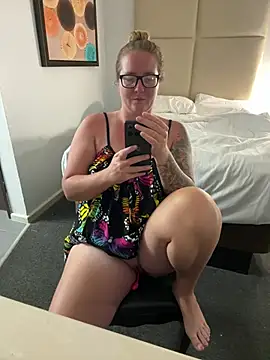 Show Webcam de _ElizabethLove_