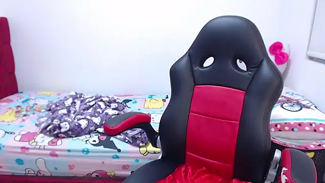 kayla_k18 – Naživo XXX chat