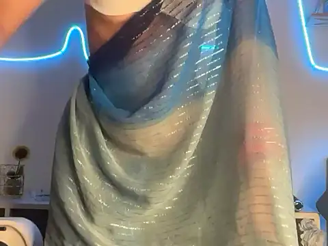 Miss_lilly_69 Adlı Modelin Web Kamerası Şovu