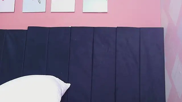 MySugarmoomy Show in webcam