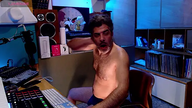 Omar_Grey – Naživo XXX chat