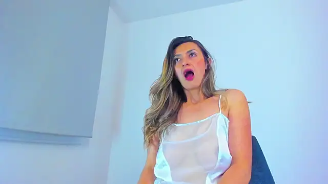 Онлайн чат XXX Velourmuse