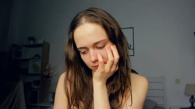 MalvinaTrafford live XXX chat