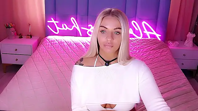 AllwaysHotJ – Naživo XXX chat