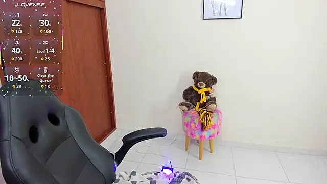 kyoto_sr – Naživo XXX chat