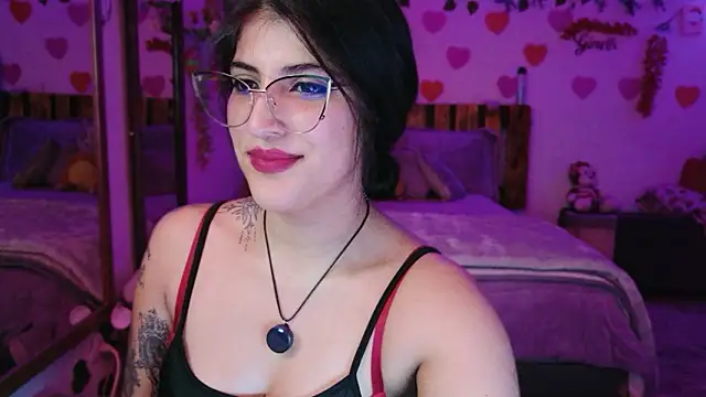 AzaharJaan's Live XXX Chat