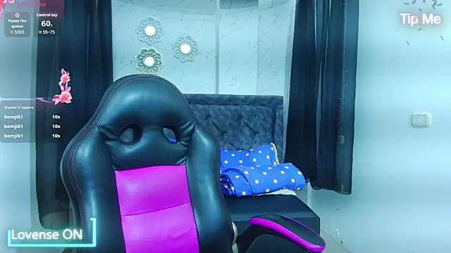 mia__thomson_ 现场XXX聊天