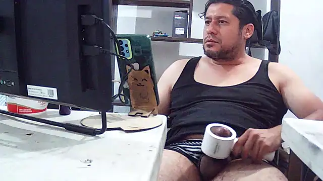 simpatico1000's Live XXX Chat