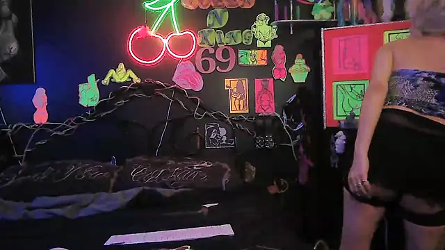 Chat XXX en directo de Splash_Queen420