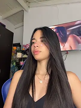 Milleradhara24: онлайн-секс-чат