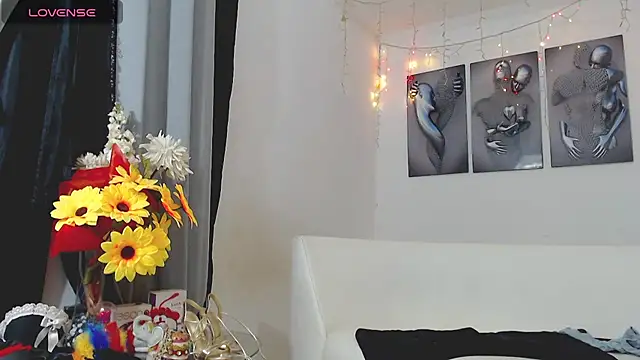 FranchescaSexy1's Webcam Show