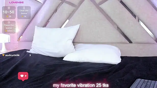 Chatroom XXX en direct de sophie_pariss