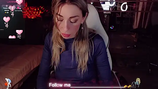 AnnieGOld_'s Live XXX Chat