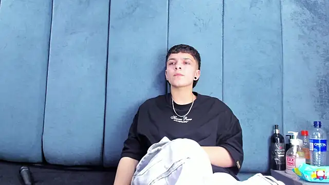 Megan_Thompson_ Live XXX-Chat