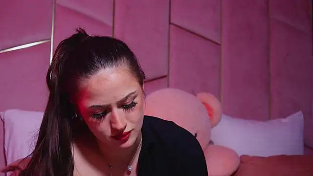 LucyLextonX 现场XXX聊天