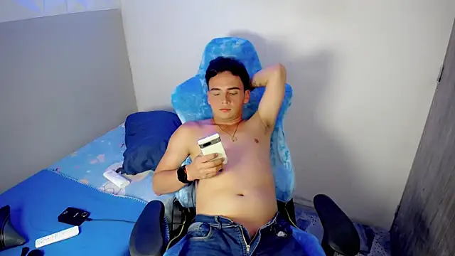 Mathias_twinkk's Live XXX Chat