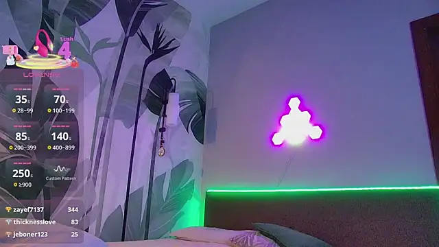 دردشة RubyValen الجنسية المباشرة