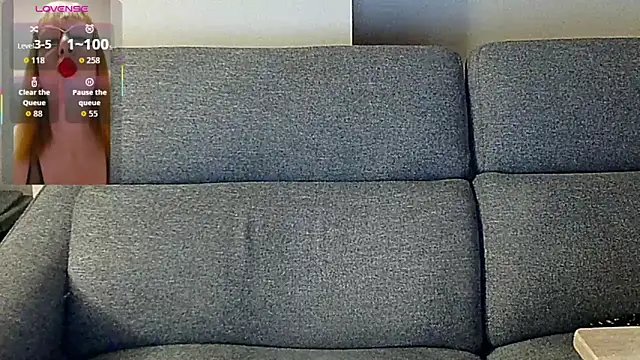 TittyLandQuebec's Live XXX Chat