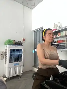 Ivy_Trix2's Live XXX Chat