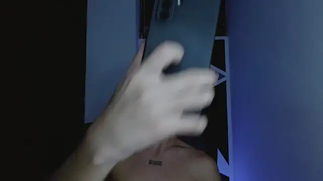 littlextreme: απευθείας συνομιλία ΧΧΧ