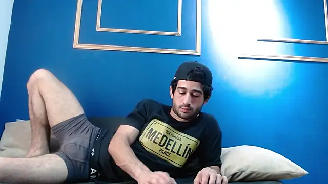 Moon_and_aaron Pertunjukan Webcam