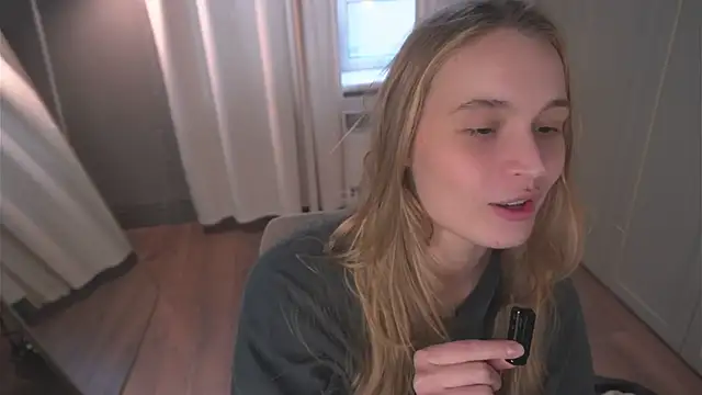 lisa_schiele Chat XXX live