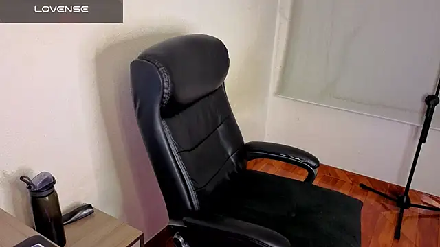 Ernesto-Rodriguez82's Live XXX Chat