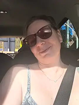 Živý XXX chat l4dyc4pricorn76