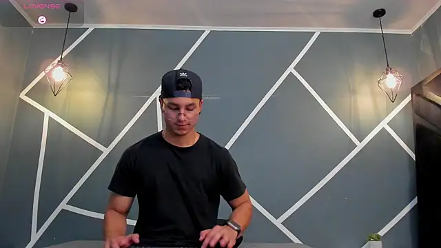 Noah_Clarkk's Live XXX Chat