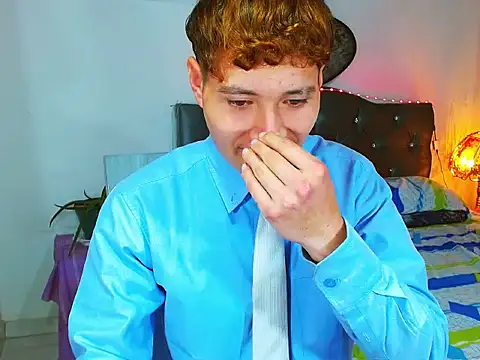 _Santi2's Live XXX Chat