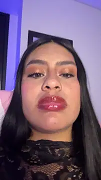 Kitty_Bloom1: απευθείας συνομιλία ΧΧΧ