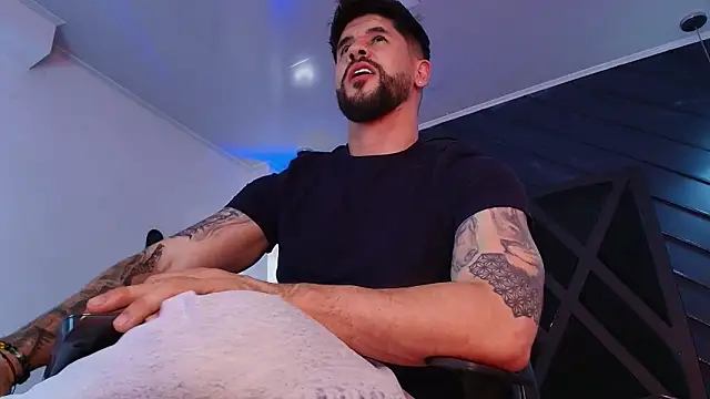 Petesevans' Live XXX Chat