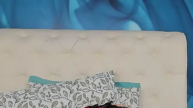 SkinnyDolly 现场XXX聊天