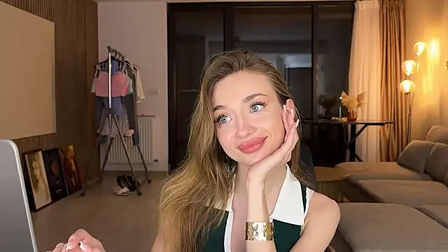 دردشة Jolienne الجنسية المباشرة