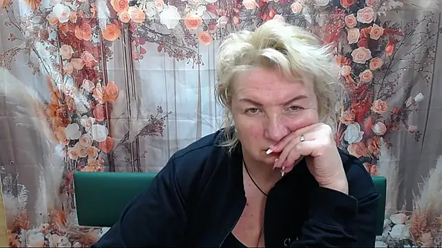 RenataDaster's Live XXX Chat