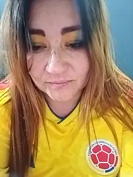 Stefanny_redn Webbikameraesitys