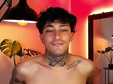 stevennavarro 即時 XXX 聊天