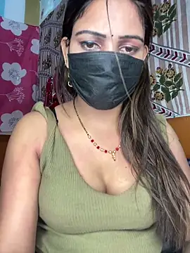 CUTI-NAINAn Live XXX chat