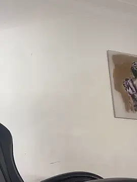 Adeline_1 – Live XXX-chat