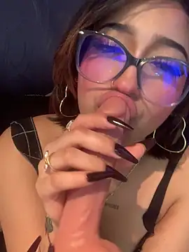 Webkamerová show LilithMonette