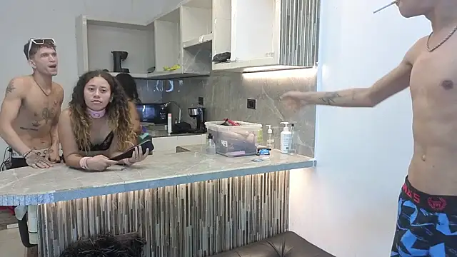 Hard_Swinger_GRM 即時 XXX 聊天