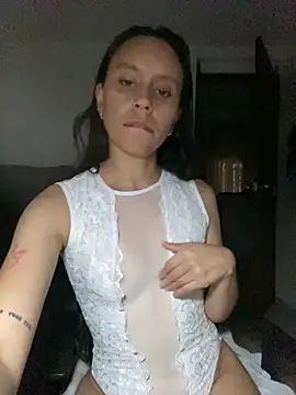 Show de MiaVelourHot1 na webcam