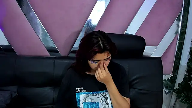 Chat +18 de SabinaMerchetti ao vivo