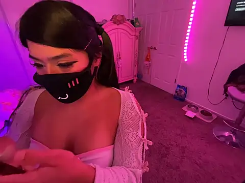 Onlypawzz webkamerás műsora