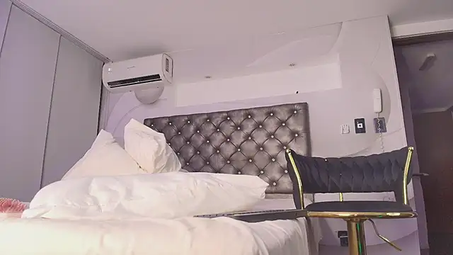 Živý XXX chat PapiLucca