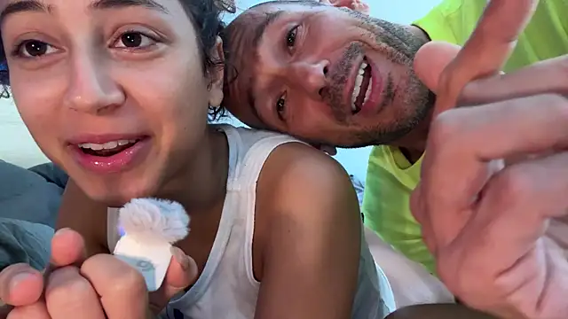 absoluthorrorfield's Webcam Show