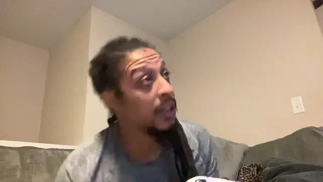 Pokazy przed kamerką – xxRedMamba392xx