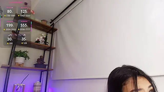 Sassy--Girl's Live XXX Chat